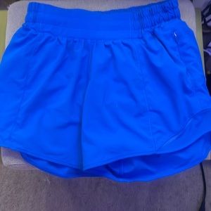 Poolside size 4 lulu shorts